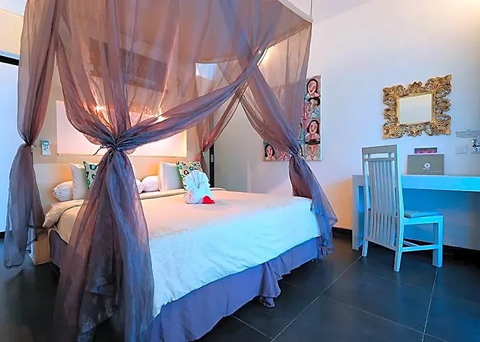 Pearl (adults Only) Hotel
